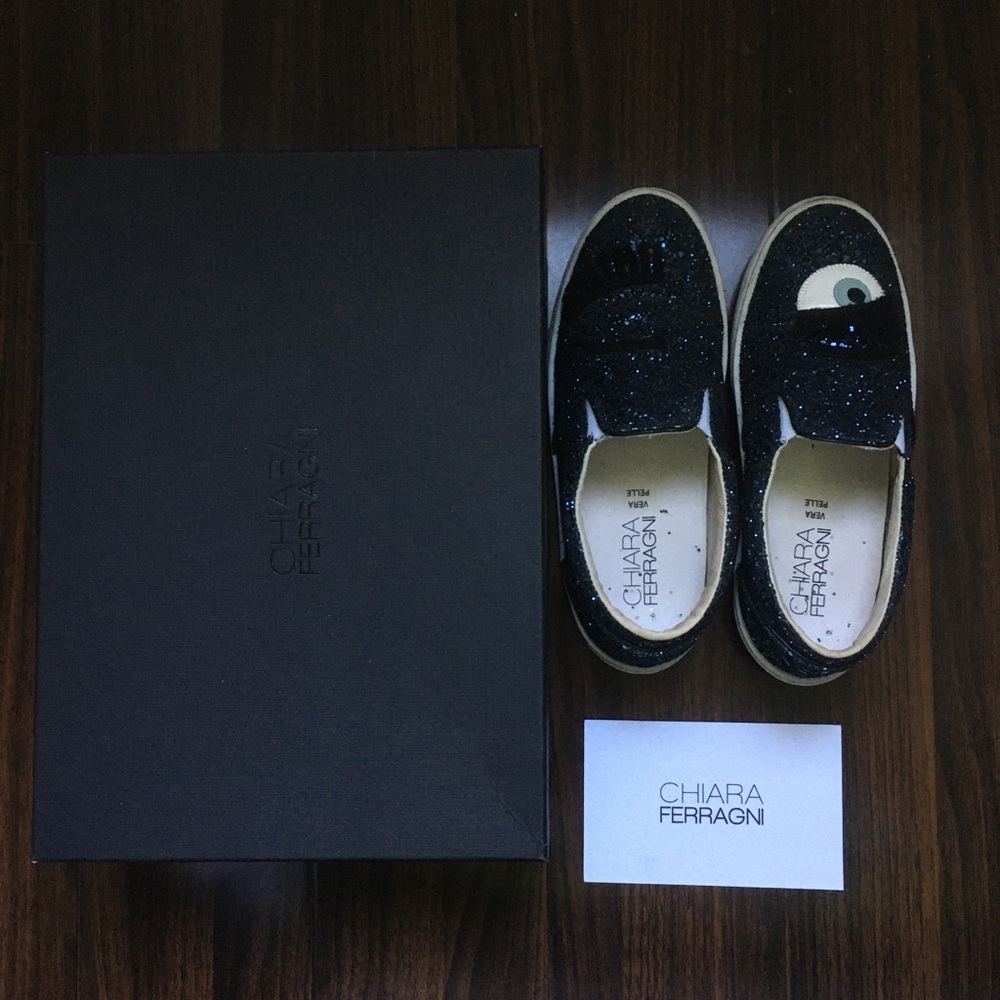 Chiara Ferragni Slip-On: “Flirting”